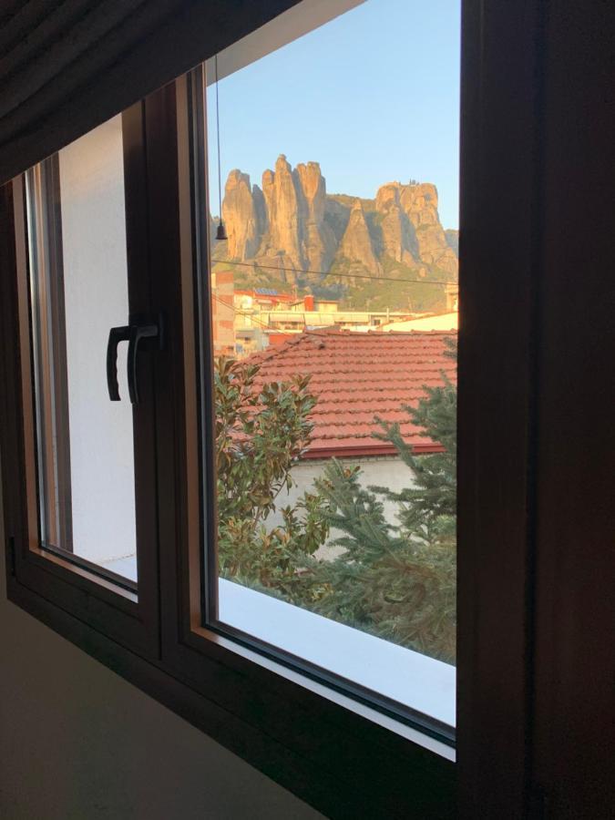 Divine Meteora Luxury Midtown Apartment カランバカ エクステリア 写真
